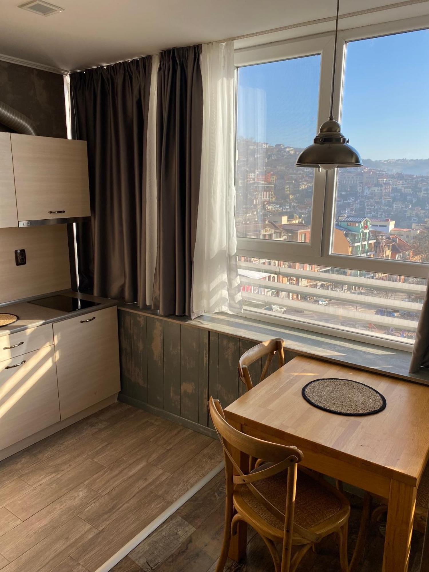 City Hotel Veliko Tarnovo Luaran gambar